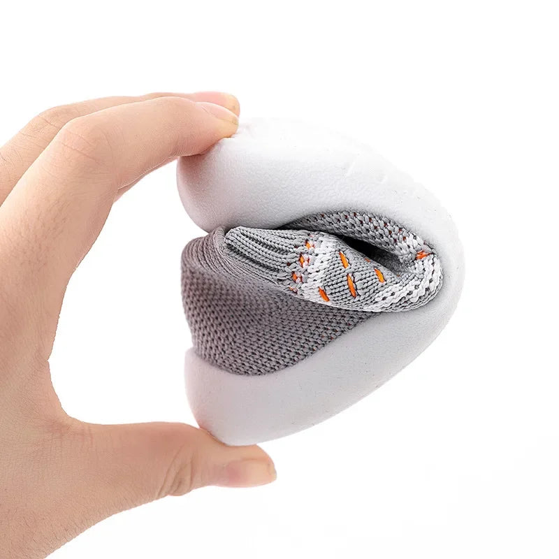 Sapatos de malha respirável e sola macia antiderrapante para crianças pequenas